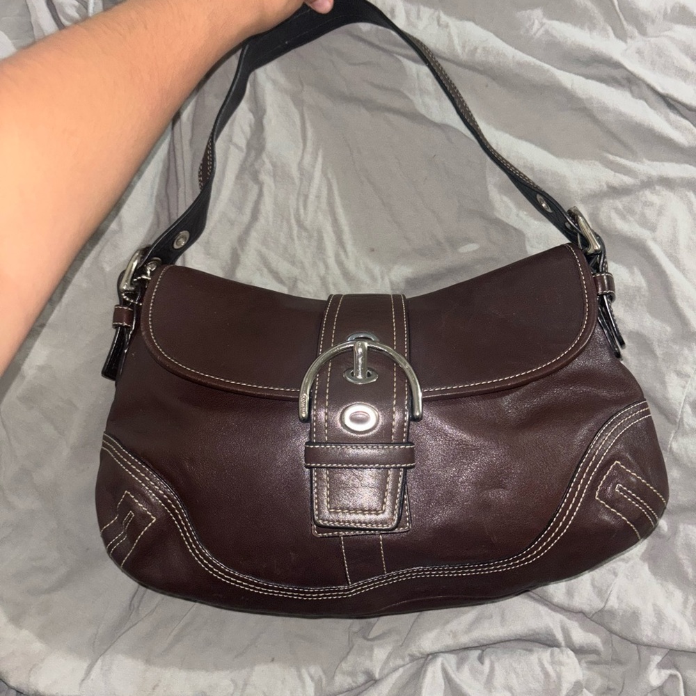 Elegant Brown Leather Shoulder Bag